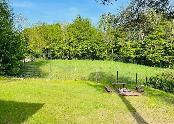 Letniskowy W Sitnie بيت للعطل *